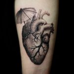 Realistisches Herz Tattoo von Alex, Pestage